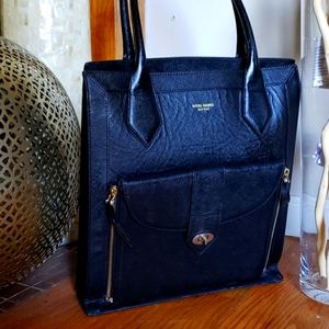 Henri Bendel, zip away Ipad/Tablet Leather Tote